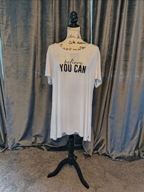 Livi Active White Graphic 'Believe You Can' Short Sleeve Top